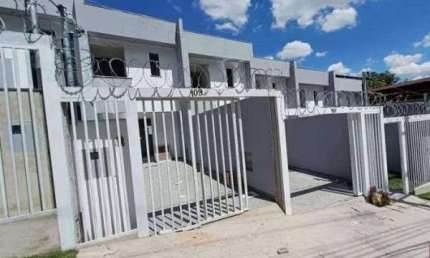 Casa com 2 quartos - 2 suítes - 2 vgs. - R$ 475K - Planalto