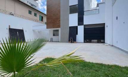 Cobertura com 3 Quartos e 2 banheiros à Venda, 87 m² por R$ 610.000