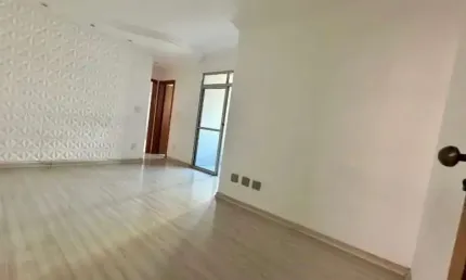 Apartamento - 2 Qts. - Elevador - cozinha montada - APENAS R$ 360K