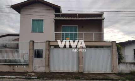 Casa com 4 dormitórios sendo 3 suítes à venda, 245 m² por R$ 1.350.000 - Cordeiros - Itajaí/SC