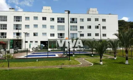 Apartamento com 2 dormitórios à venda, 56 m² por R$ 250.000,00 - Espinheiros - Itajaí/SC