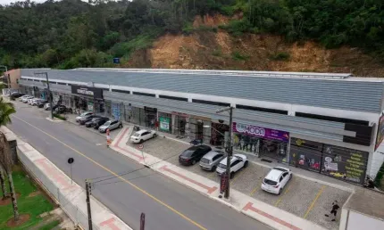 Sala para alugar por r$ 7.344,00/mês - espinheiros - itajaí/sc