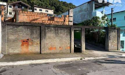 Casa com 4 dormitórios à venda, 130 m² por R$ 780.000,00 - Fazenda - Itajaí/SC