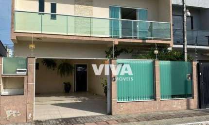 Casa com 4 dormitórios à venda por R$ 1.400.000,00 - São João - Itajaí/SC