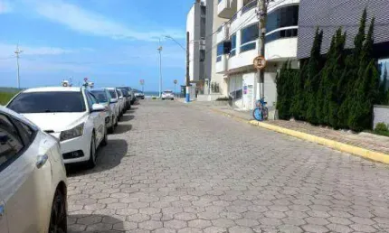 Apartamento com 3 dormitórios à venda, 184 m² por R$ 2.700.000,00 - Meia Praia - Itapema/SC