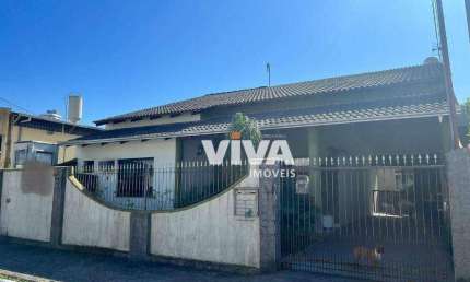 Casa com 1 dormitório à venda, 180 m² por R$ 798.000,00 - Vila Operária - Itajaí/SC