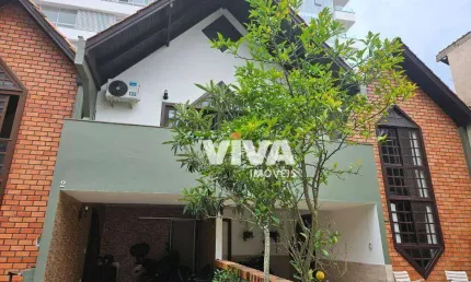 Sobrado com 3 dormitórios à venda, 150 m² por R$ 2.500.000,00 - Praia Brava - Itajaí/SC
