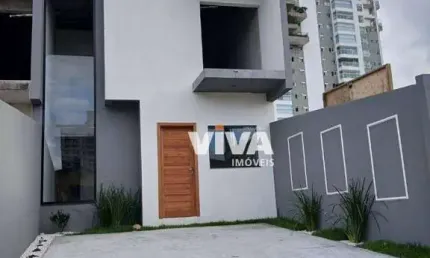 Sobrado com 2 dormitórios à venda, 75 m² por R$ 480.000,00 - Ressacada - Itajaí/SC