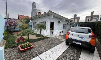Casa com 3 dormitórios à venda, 150 m² por R$ 1.300.000,00 - São Judas - Itajaí/SC