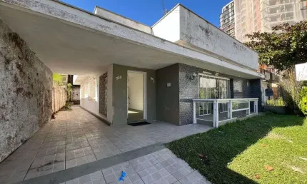 Casa com 3 dormitórios para alugar, por r$ 10.000/mês - fazenda - itajaí/sc