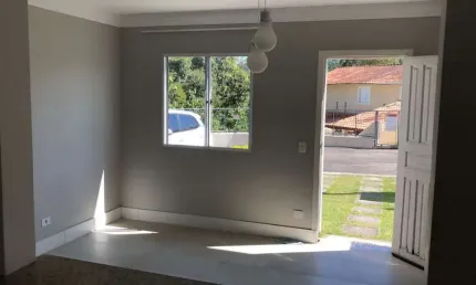 Casa em condomínio para locação em cotia, jardim pioneira, 2 dormitórios, 2 banheiros, 2 vagas