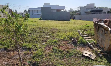 Casa em condomínio fechado à venda na Avenida Antônio Borella, Jardim São Domingos, Marília por R$ 250.000