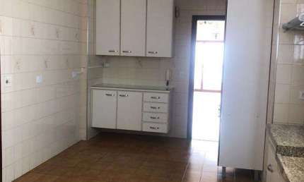 Apartamento com 3 quartos à venda na Rua Paes Leme, Centro, Marília, 135 m2 por R$ 448.000