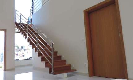 Casa com 3 quartos à venda na Rua Eugenio Cleto Avila, Residencial Villa Flora Aquarius, Marília, 298 m2 por R$ 1.600.000