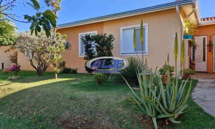 Casa com 2 quartos à venda na Avenida João Procópio da Silva, Jardim Esmeralda, Marília por R$ 390.000