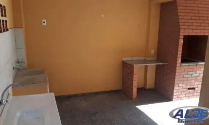 Casa com 3 quartos à venda na Rua Nove de Julho, Alto Cafezal, Marília, 250 m2 por R$ 380.000