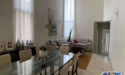 Casa com 3 quartos à venda na Rua Santa Helena, Jardim Alvorada, Marília, 275 m2 por R$ 1.400.000
