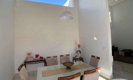 Casa com 3 quartos à venda na Rua André Martins Parra, Jardim Colibri, Marília, 220 m2 por R$ 950.000