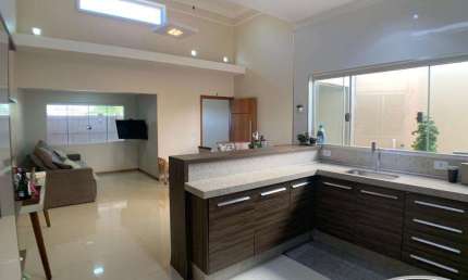 Casa com 3 quartos à venda na Rua Shinji Kuroki, Jardim Colibri, Marília, 150 m2 por R$ 480.000