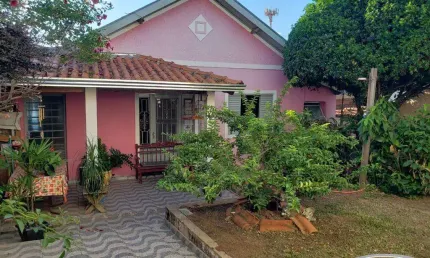 Casa com 3 quartos à venda na Avenida Itu, Cascata, Marília, 150 m2 por R$ 350.000