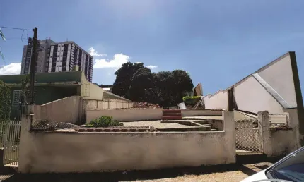 Terreno à venda na Avenida Rio Claro, Cascata, Marília por R$ 320.000