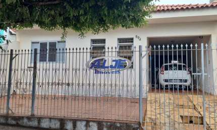 Casa com 3 quartos à venda na Rua Rio Grande do Sul, Banzato, Marília por R$ 560.000