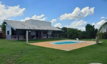 Chácara / sítio com 1 quarto à venda na Rua São Luiz, Chácaras Bela Vista I e II (Padre Nóbrega), Marília por R$ 600.000