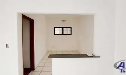 Casa com 4 quartos à venda na Rua Antártica, Jardim Vitória, Marília por R$ 400.000