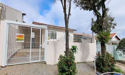 Casa com 3 quartos à venda na Avenida Doutor Hélio Gomes Gouveia, Parque Cecap Aeroporto, Marília, 150 m2 por R$ 380.000