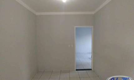 Casa com 2 quartos à venda na Rua José Floriano Pereira, Núcleo Habitacional Alcides Matiuzzi, Marília, 105 m2 por R$ 290.000