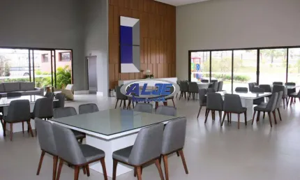Casa à venda no Jardim Esmeralda, Marília  por R$ 390.000