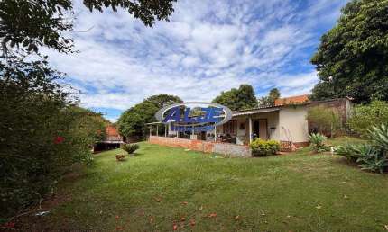 Chácara / sítio com 2 quartos à venda na Rua José Reis Cavadas, Sítios de Recreio Santa Rosa (Padre Nóbrega), Marília, 153 m2 por R$ 490.000