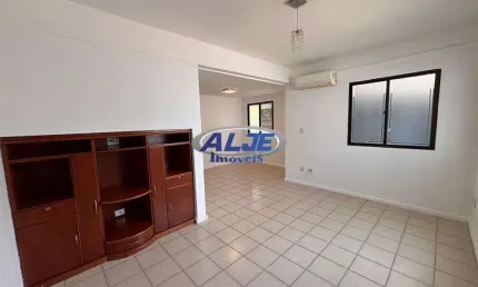 Casa com 3 quartos à venda na Rua José de Abreu Neto, Parque das Esmeraldas, Marília por R$ 750.000