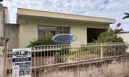 Casa com 3 quartos à venda na Rua Frei Jacinto, Fragata, Marília por R$ 390.000