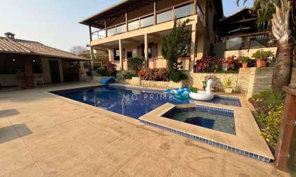 Condominio CLUBE DOS 200 - Casa linda de 4 quartos no Condomínio Clube dos 200 /Esmeraldas MG