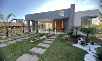 Solar das Palmeiras - Casa de 3 quartos no Condomínio em Solar das Palmeiras, Esmeraldas/MG