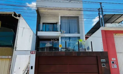 Casa com 3 quartos à venda no Centro, Contagem 