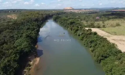Fazenda / Sítio / Chácara à venda, 840000000m² - Zona Rural