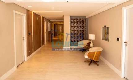 APARTAMENTO COM 3 SUÍTES NA TRINDADE PRONTO - TRI2AP2832