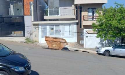 Excelente sobrado em condomínio em Santana de Parnaíba