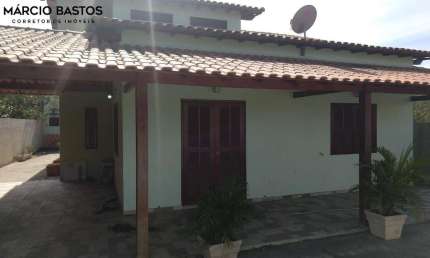 Casa para Venda em Araruama, Outeiro, 3 dormitórios, 1 suíte, 4 banheiros, 1 vaga