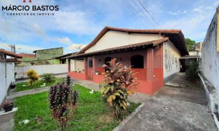 Casa para Venda em Iguaba Grande, Parque Tamariz, 4 dormitórios, 3 banheiros