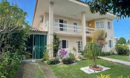 Duplex para Venda em Araruama, Pontinha, 5 dormitórios, 5 suítes, 6 banheiros, 1 vaga