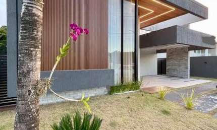 Casa em condomínio fechado com 4 quartos à venda na R. Imbassaí, Abrantes, Camaçari por R$ 1.900.000