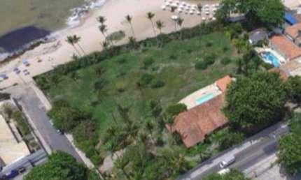 Terreno à venda na Rua Farol de Itapuã S/N, Itapuã, Salvador por R$ 10.000.000