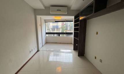 Apartamento 3 Quartos para Venda em Salvador, Costa Azul, 3 dormitórios, 1 suíte, 3 banheiros, 1 vaga