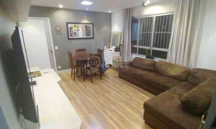 Apartamento à venda no bairro Ipiranga, 2 dormitórios, 01 vaga