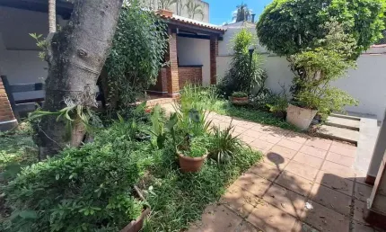 Casa à Venda Planalto Paulista 3 Dormitórios, 2 Vagas, Bom Quintal, 7 x 40, Vaga