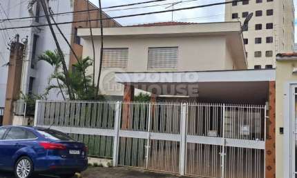 Sobrado à venda no Bairro da Saúde com 3 dormitórios, 3 banheiros e 2 vagas