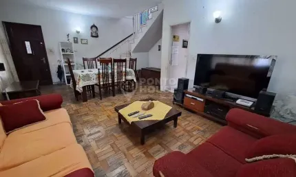 Sobrado à Venda Planalto Paulista 3 Dormitórios, 3 Vagas, Isolado, 258 m²